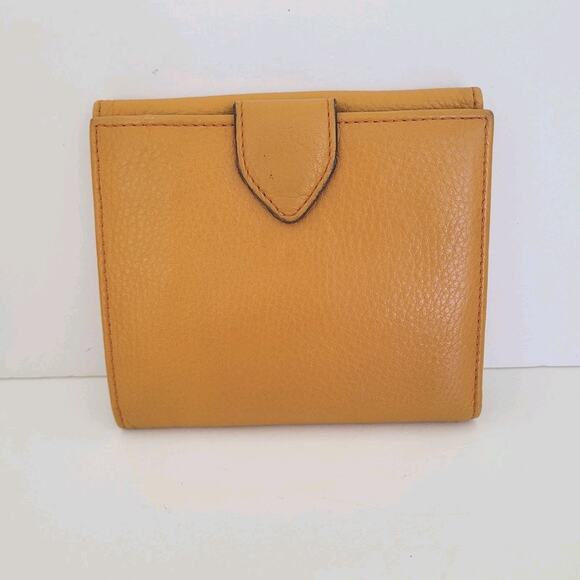 Salvatore Ferragamo Gancini Wallet Medium Bifold Mustard Yellow Leather Unisex - Picture 2 of 12